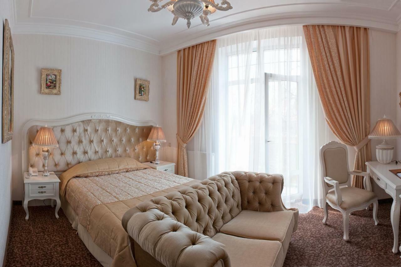 Gosudarev'S House Hotel Complex Imperial Village Sergijev Posad Exteriör bild